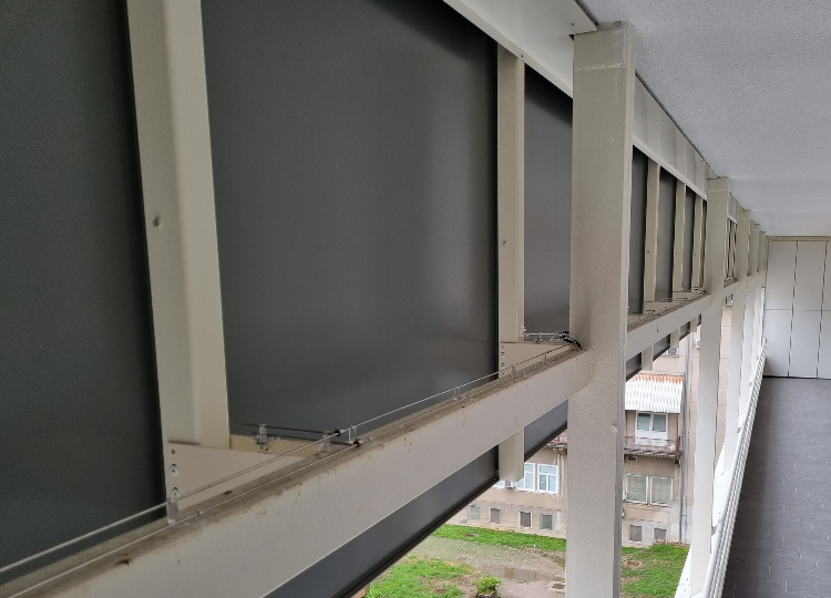 Električna zaščita pred golobi na Splošni bolnišnici Celje – referenca ECOBIRDS